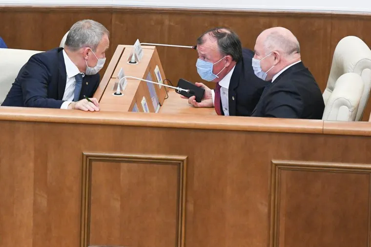 Первое заседание депутатов восьмого созыва Законодательного собрания СО. Екатеринбург