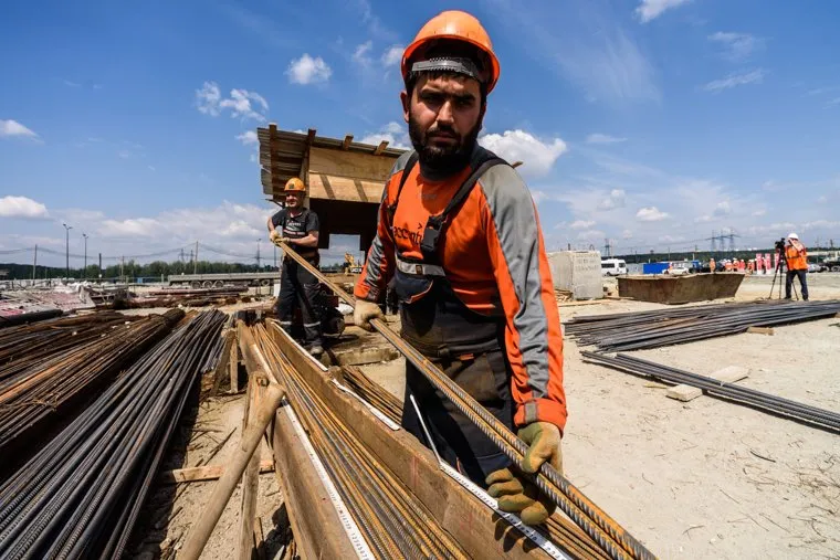 Пресс-тур на стройплощадку второй очереди кампуса УрФУ в районе Новокольцовский. Екатеринбург