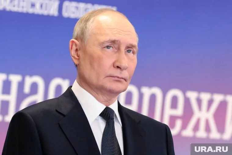 Путин отметил, что основная цель учений - отработка действий ВМС