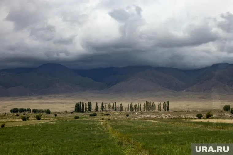 Туристы погибли при восхождении на высоту 4400 метров