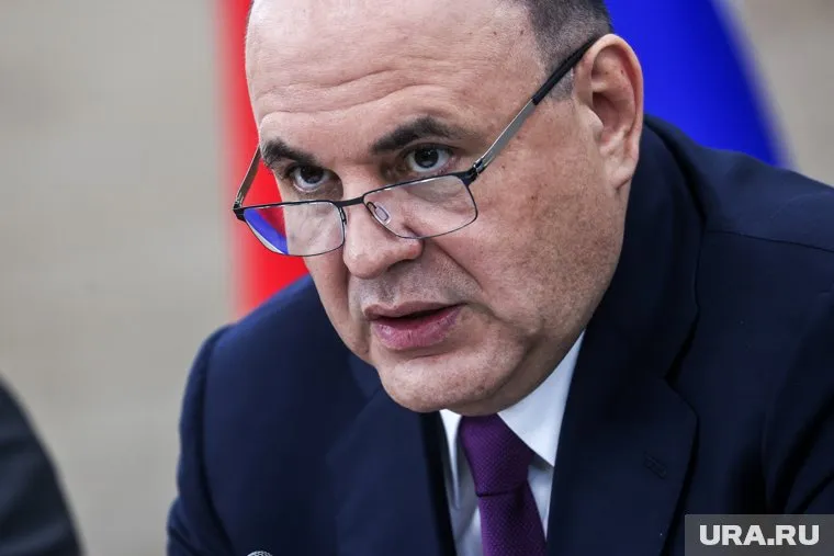 Исполняющий обязанности председателя правительства выступил на заседании государственной думы