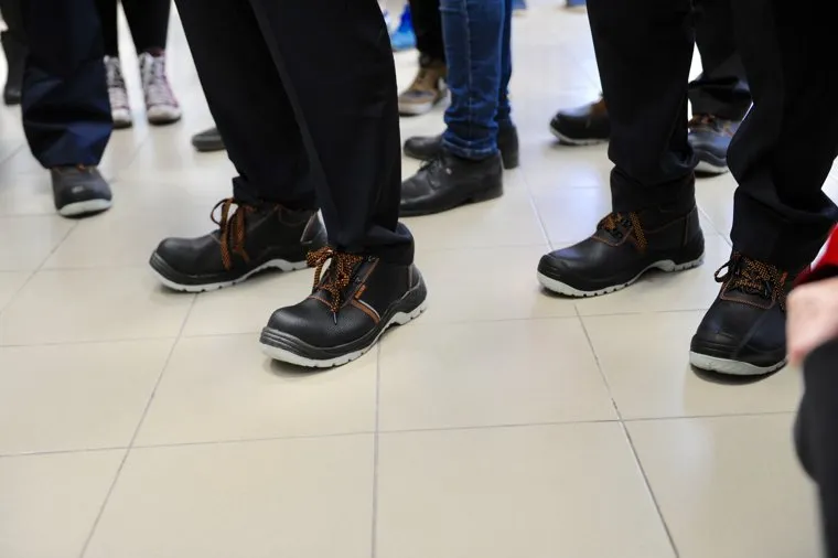 Магнит необр