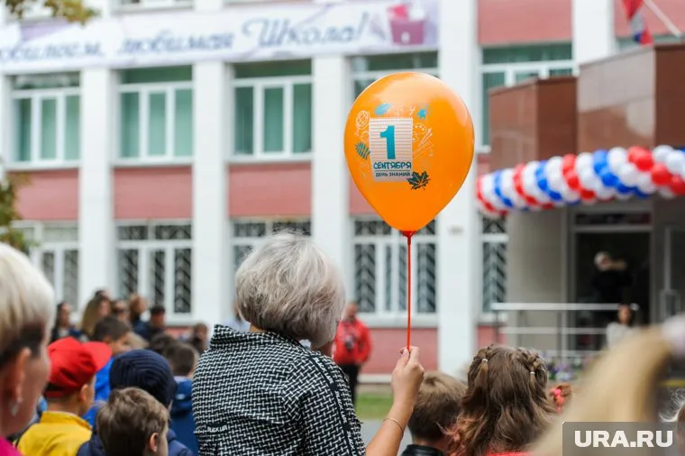 В школы пойдут около 17 тысяч первоклашек