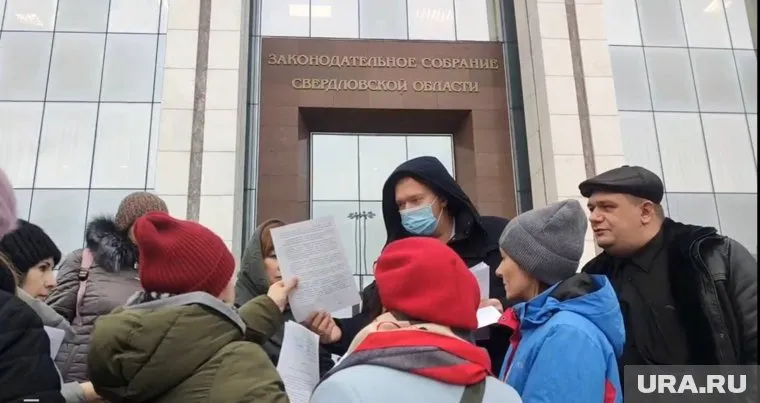 Депутат пообещал выступить от имени граждан на заседании Свердловского заксобрания 7 декабря