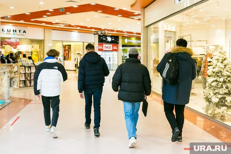 Автор объявления указал, что здание можно использовать как ТЦ и офисник