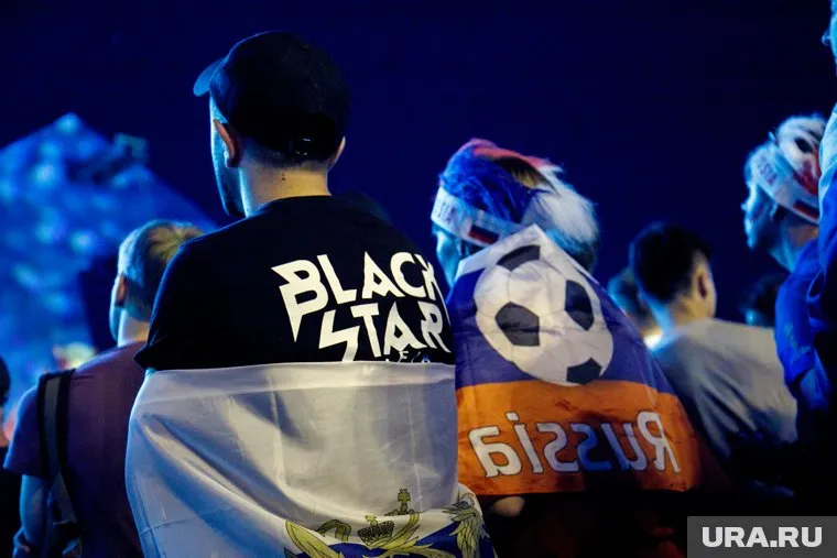 Линия одежды с «логотипом КМЗ» существует уже несколько лет (архивное фото)