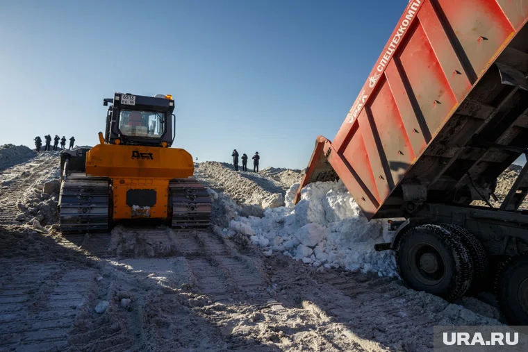Баржи в Красноселькупском районе ушли на зимовку (архивное фото)