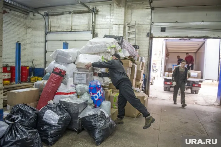 Бойцам в зону СВО передали печи и генераторы