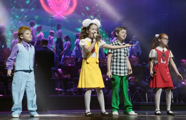 Открытие ДК "Нефтяник" и день народного единства в Тюмени. 4 ноября 2015, концерт, тюмень, дети, дк нефтяник, день народного единства