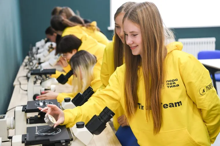 Образовательная инфраструктура корпорации ВСМПО-АВИСМА. Свердловская область, Верхняя Салда