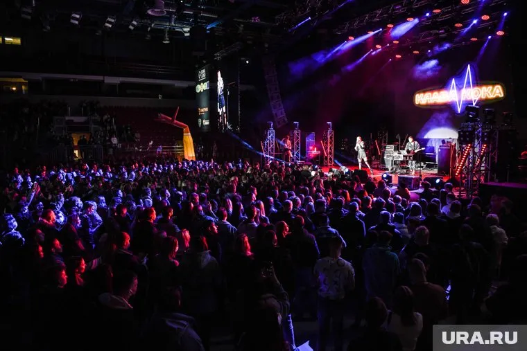 Роспотребнадзор пока лишь рекомендует носить маски в общественных местах