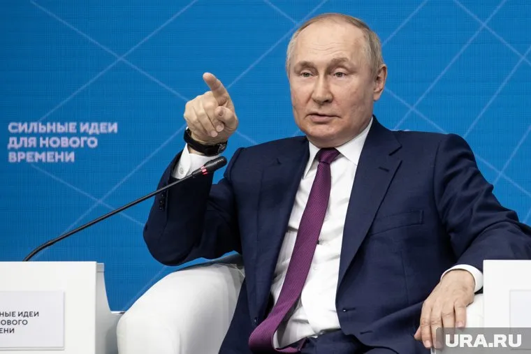 Санкции Байдена оказались бессмысленными на фоне энергетической политики Путина, сообщили в СМИ