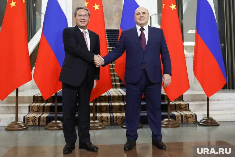 Премьер Мишустин принял в доме правительства делегацию из Китая