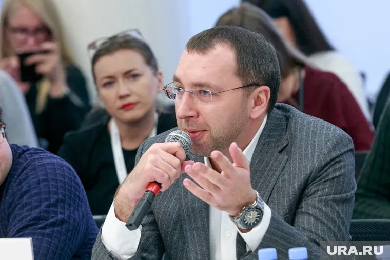Как сообщали СМИ, Габриелян с друзьями отправились в экспедицию на вездеходах