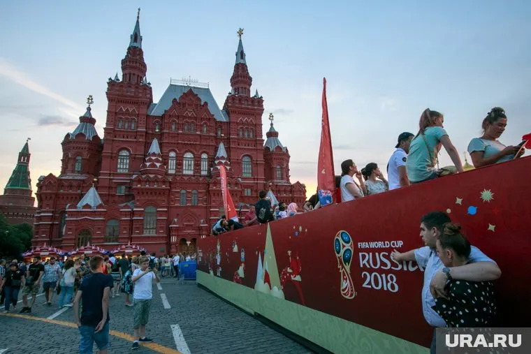 Еще одной причиной Воробьев назвал «стабильно дешевый» курс рубля