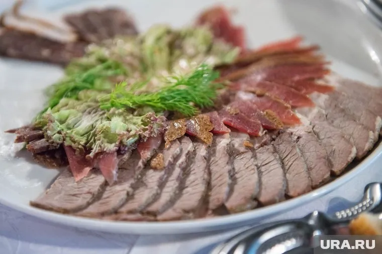 В парламентских столовых можно поесть если и не так же, то точно дешевле, чем в некоторых ресторанах.