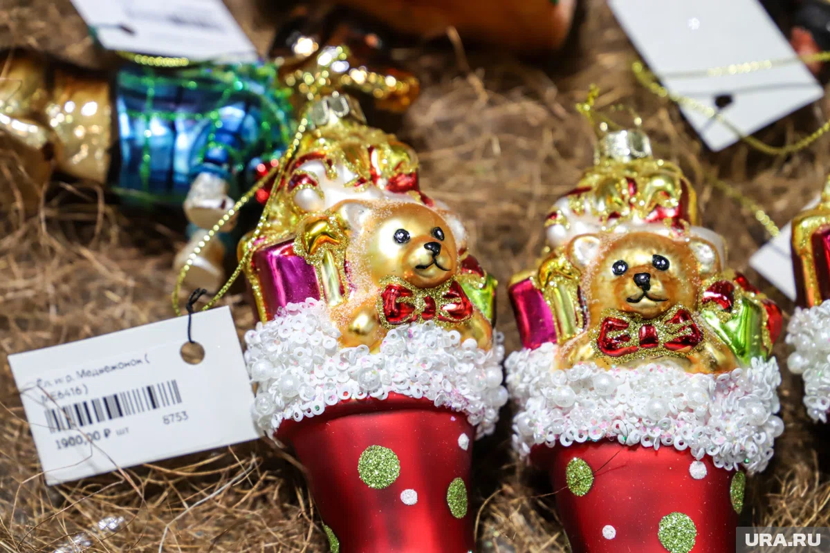 Ритейлеры назвали цену новогоднего настроения.