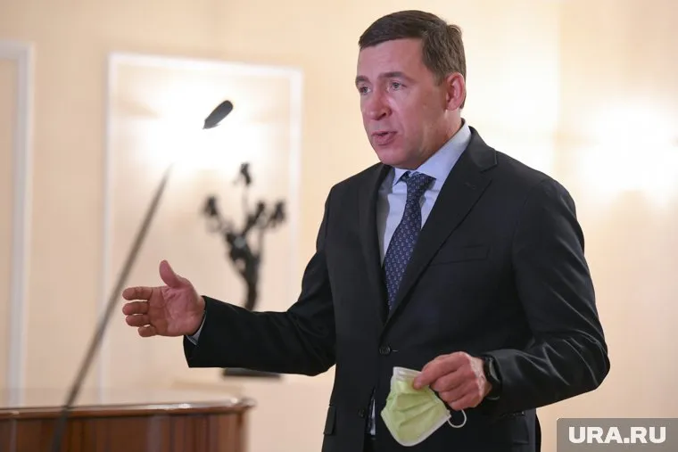 Губернатор Свердловской области Евгений Куйвашев вновь публично ответил телеведущему Владимиру Соловьеву