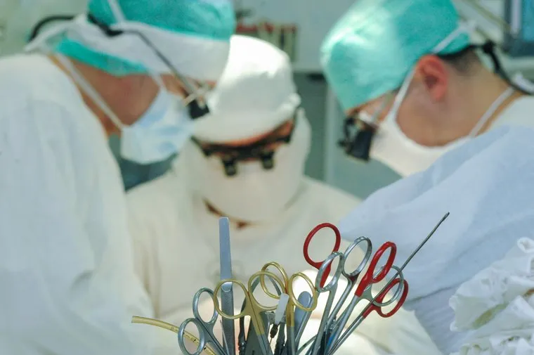 Больница. Операция сердце. Аортокоронарное шунтирование. Медицина. Хирургия. Врач. Челябинск