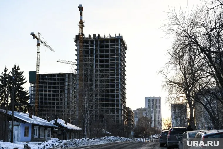 Мужчина устроился штукатуром на стройку за несколько дней до происшествия (архивное фото)