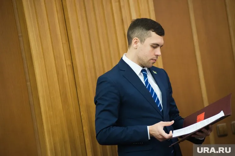 Алексей Мещеряков поинтересовался у депутата Госдумы, можно ли ужесточить наказание за пропаганду ЛГБТ