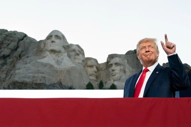 Трамп напомнил пресс-пулу Белого дома, что он является "президентом мира"