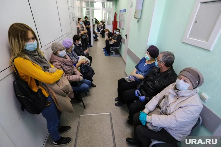 Курганцы возмущены очередями из желающих закрыть больничный (архивное фото)