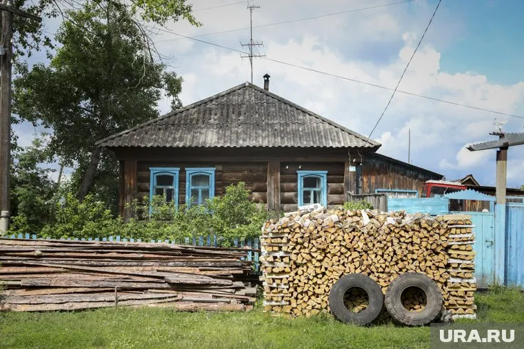 Владельцам участков с временным статусом нужно зарегистрировать права на землю