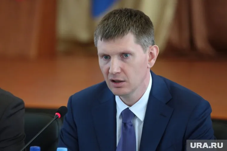 Максим Решетников, считает, что вопрос помощи обманутым дольщикам решается плохо