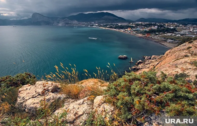 Крымский берег манит украинцев больше, чем Европа