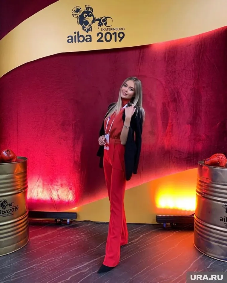 Полина Костюк помогла восстановить сгоревший зал бокса под Каменском-Уральским