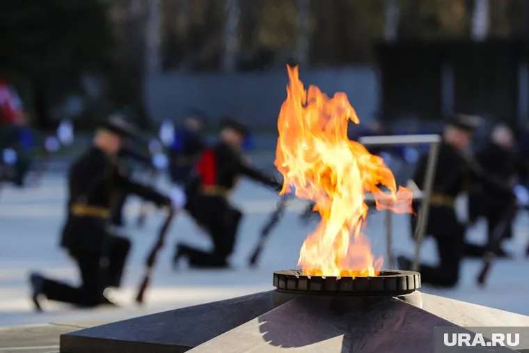 Данное происшествие — это не первый случай, когда подростки оскверняют Вечный огонь