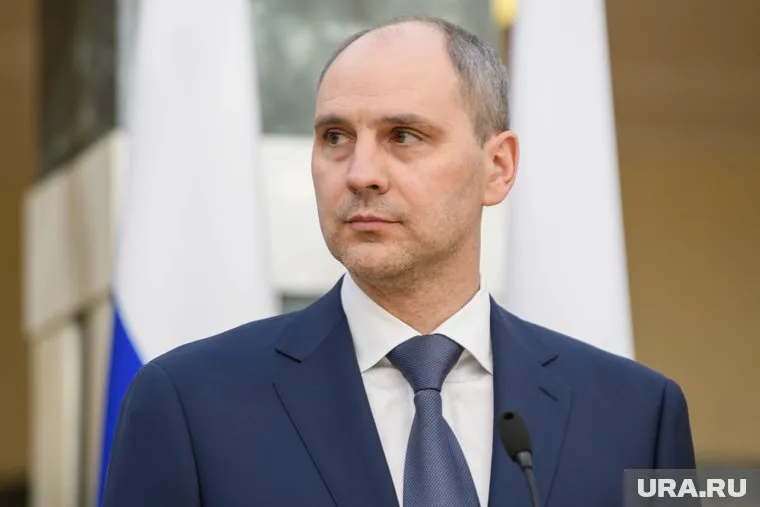 Денис Паслер проводит первый рабочий день в Екатеринбурге