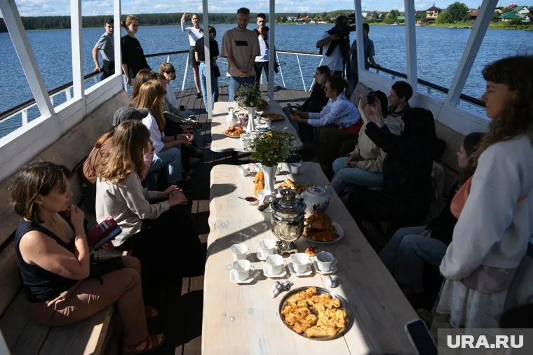 Смогут ли гости «Антихрупкости» пройти на кораблике по реке, пока неизвестно