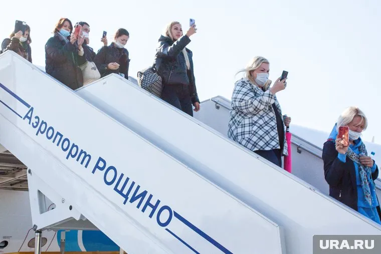 ЕС с 1 марта разрешит въезд переболевшим COVID и привитым вакцинами, одобренными EMA и ВОЗ