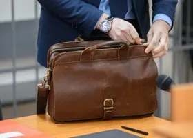 Мэрия Нового Уренгоя возобновила иски против компании местного олигарха