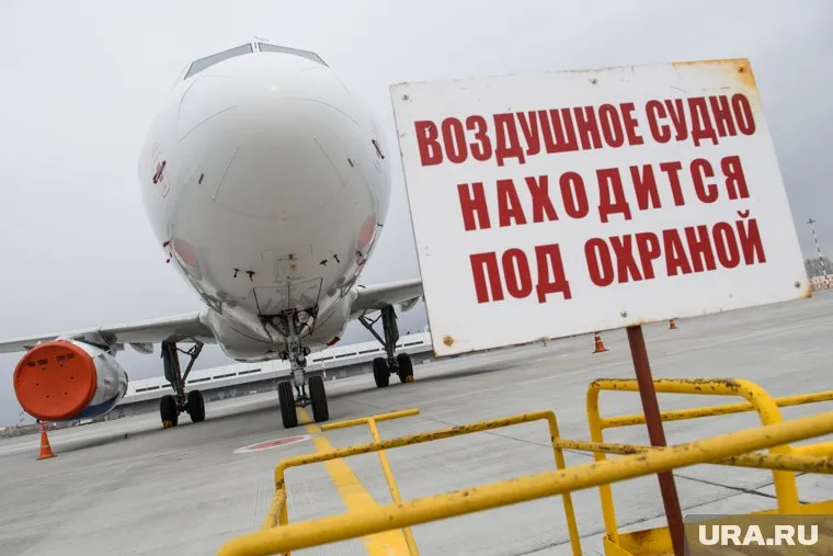 Белорусская оппозиция считает, что на лайнере прилетела делегация из России