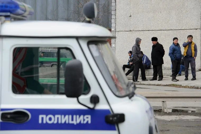 Беспорядки на Овощебазе №4. Екатеринбург, мигранты, полиция россии, ппсп