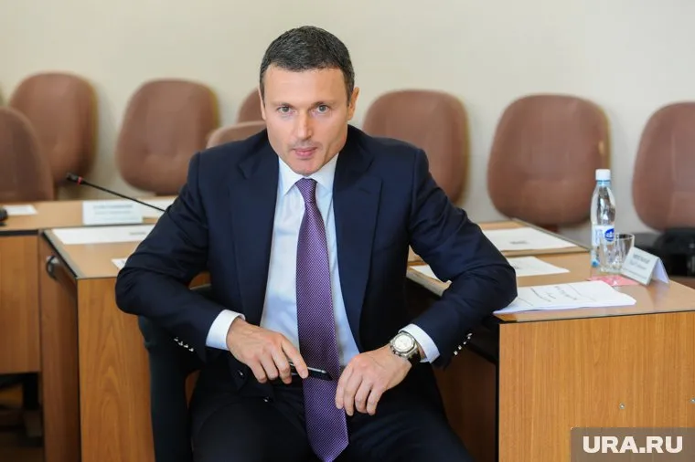 Илья Мительман воспользовался сессией как политической трибуной