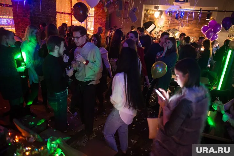 Звезды потеряют в декабре 80% доходов