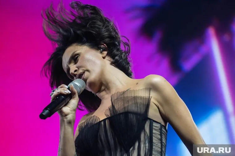 Певица Zivert должна была выступить в Тюмени 29 апреля