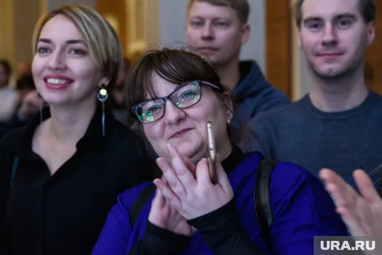 У Татьяны Дрогаевой (в центре) был диагностирован инсульт