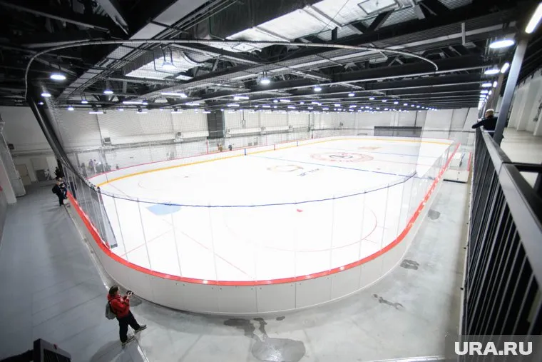Закупка инвентаря для главной ледовой арены Ямала обойдется в 200 млн рублей 