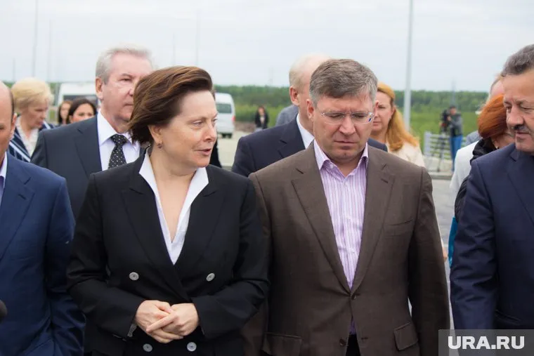 Перед регионами «матрешки» — дипломатический вызов. Как отреагирует Якушев на тонкий ход Комаровой?