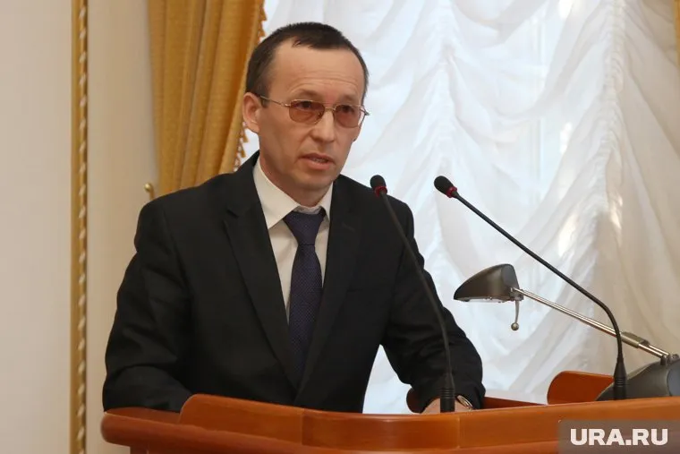 За день до назначения Ансар Ахметжанов стал секретарем местного отделения «Единой России»