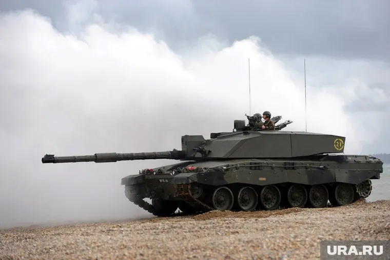 Украина получила Challenger 2 весной 2023 года