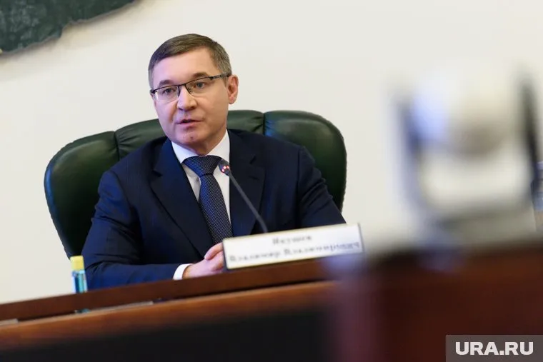 Владимир Якушев не планирует менять весь аппарат