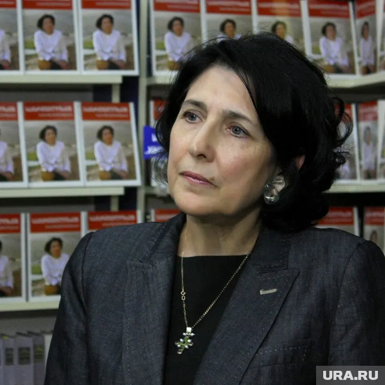 Победа Саломе Зурабишвили выгодна России