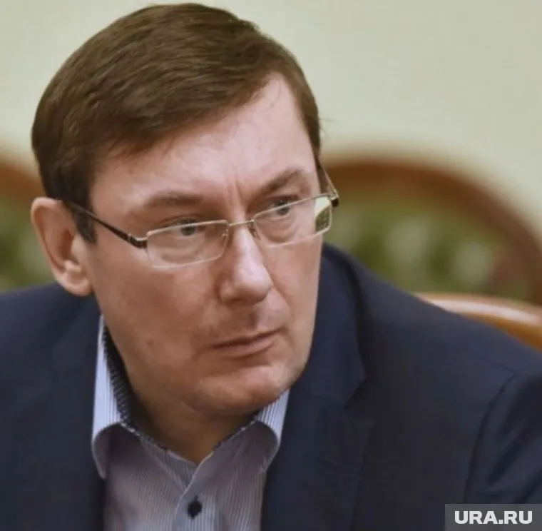 Юрий Луценко устал надзирать за соблюдением законности на Украине