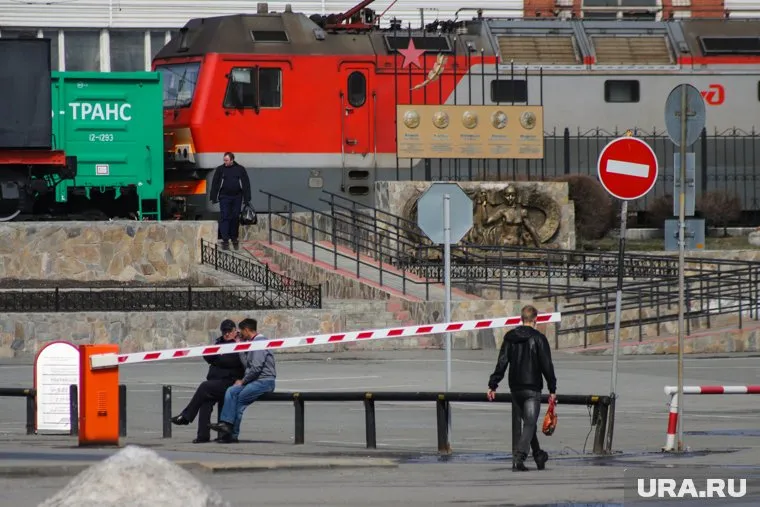 Курганца, обучавшегося в железнодорожном институте Екатеринбурга, обвинили в даче взятки